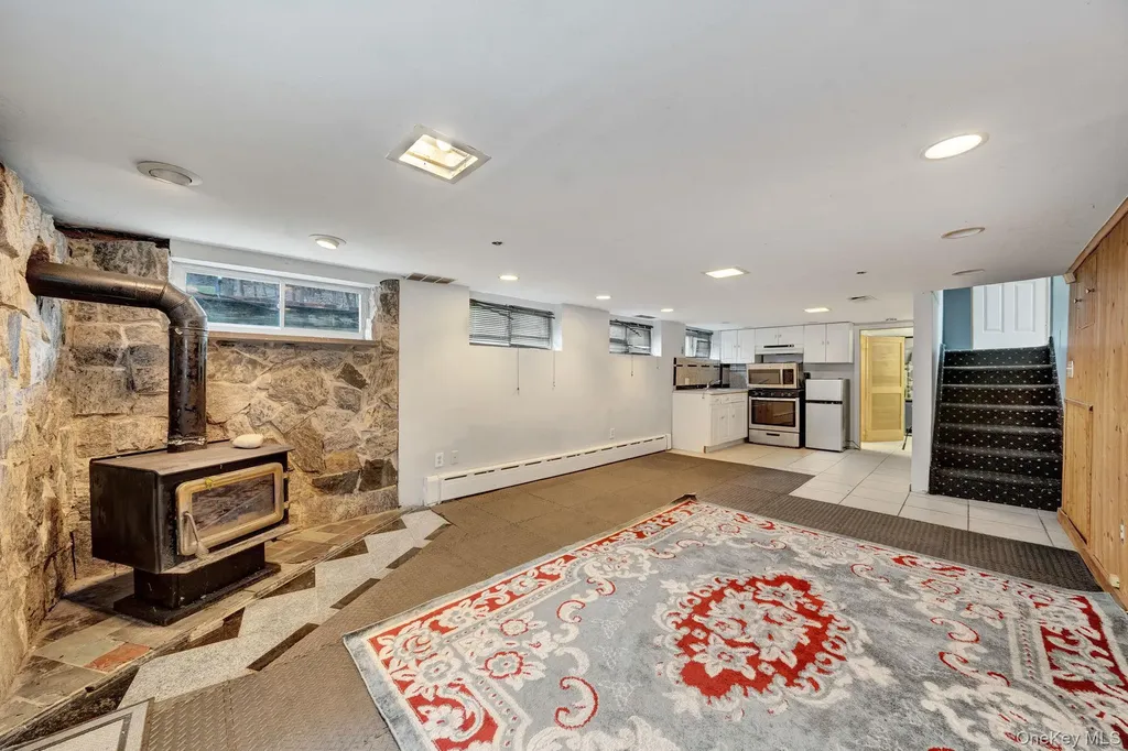 9 Valley View Drive Yonkers NY 10710