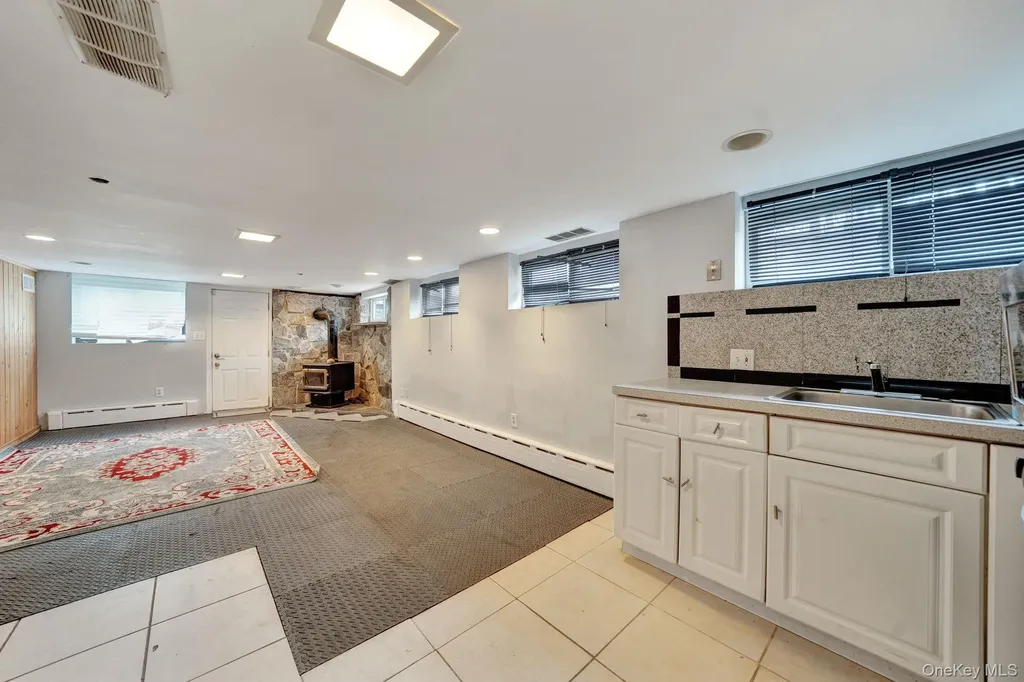 9 Valley View Drive Yonkers NY 10710