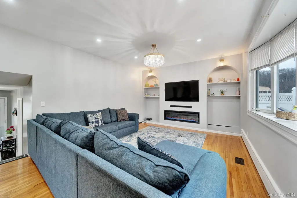 9 Valley View Drive Yonkers NY 10710