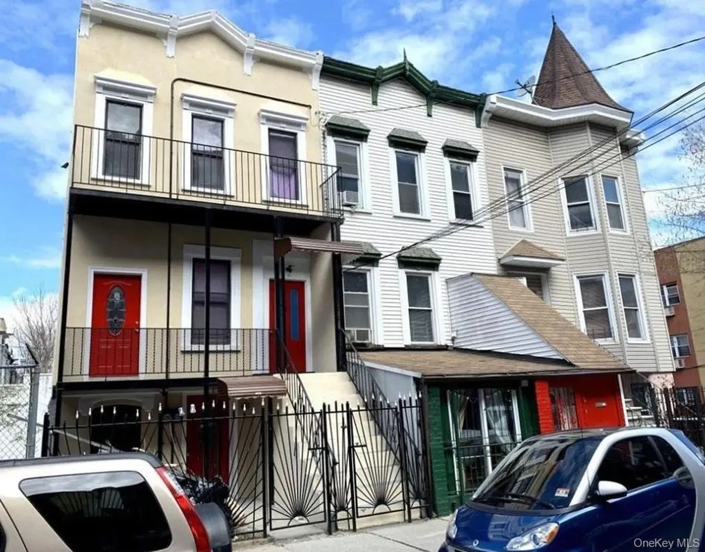 2301 Bathgate Avenue Bronx NY 10458