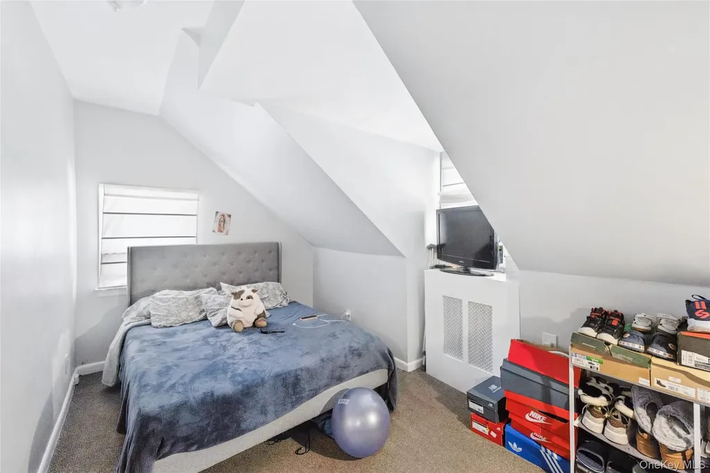 5 Wedgewood Drive Coram NY 11727