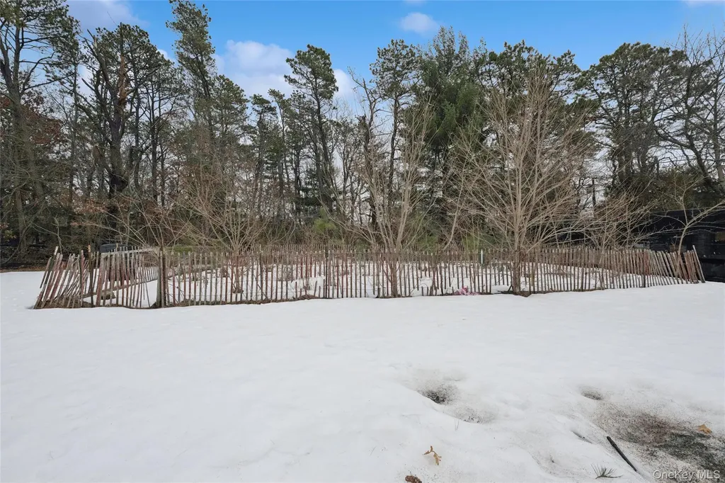 5 Wedgewood Drive Coram NY 11727