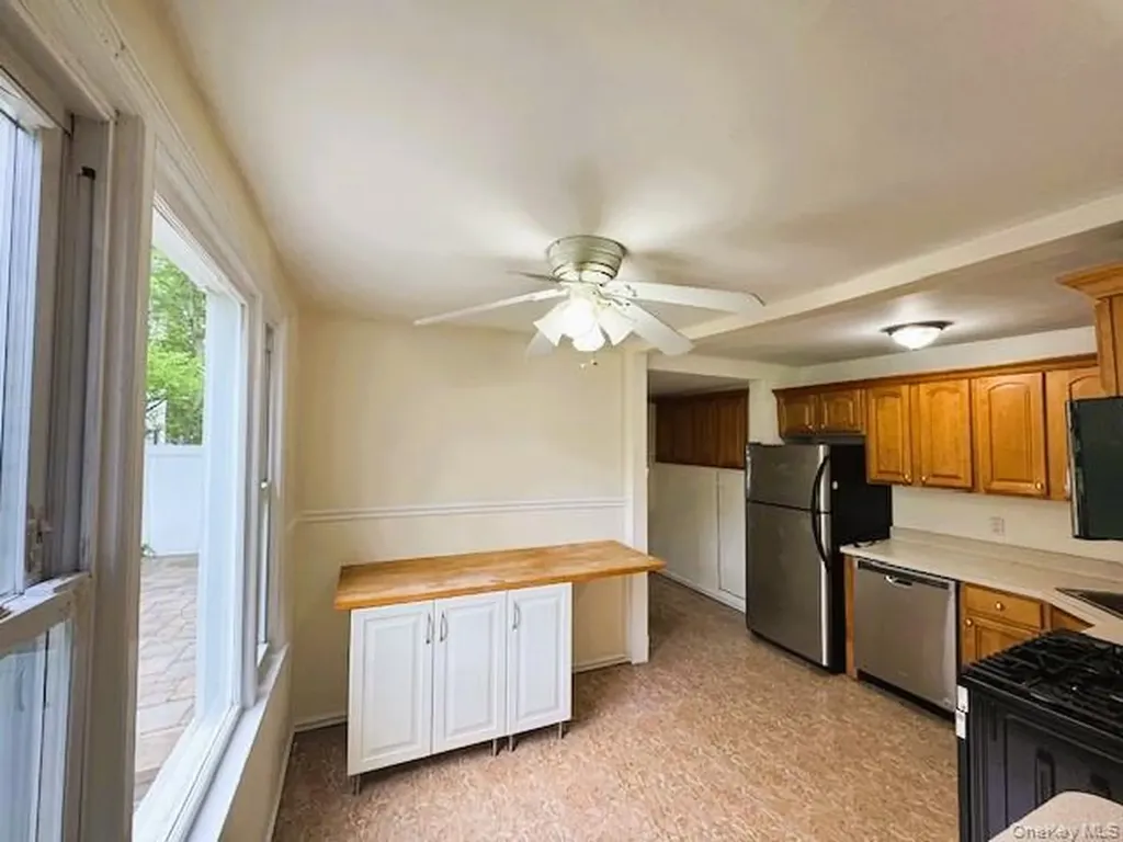 42 Hamilton Road North Merrick NY 11566