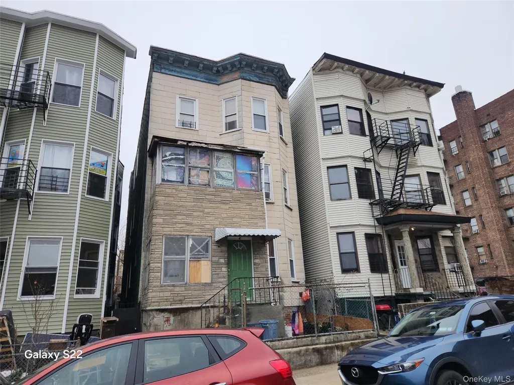 54 Groshon Avenue Yonkers NY 10701