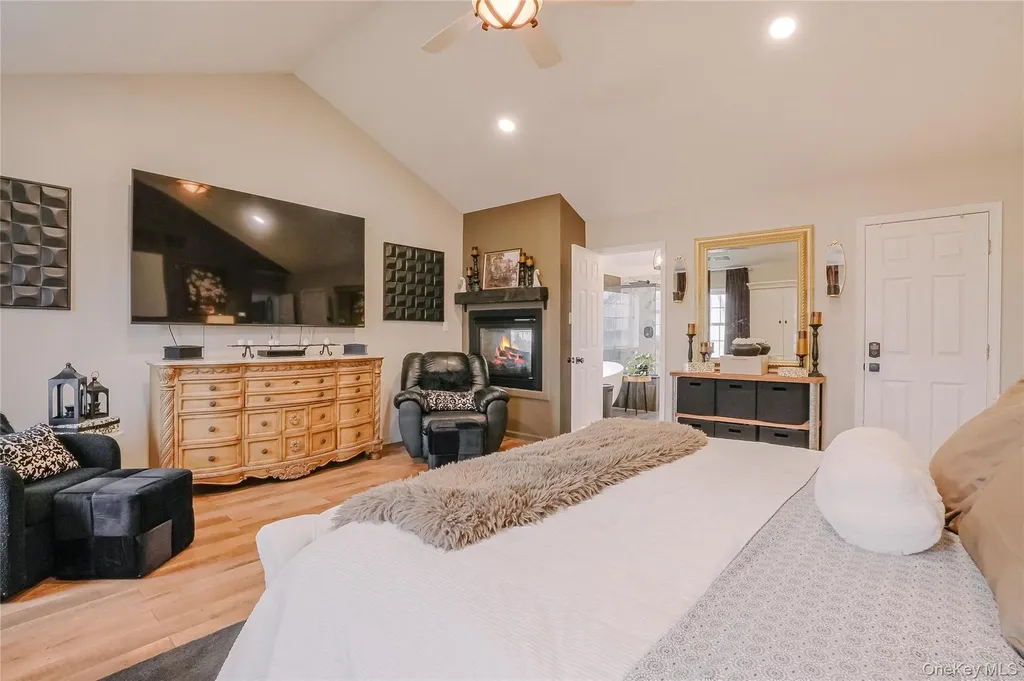 3002 Molly Pitcher Drive New Windsor NY 12553
