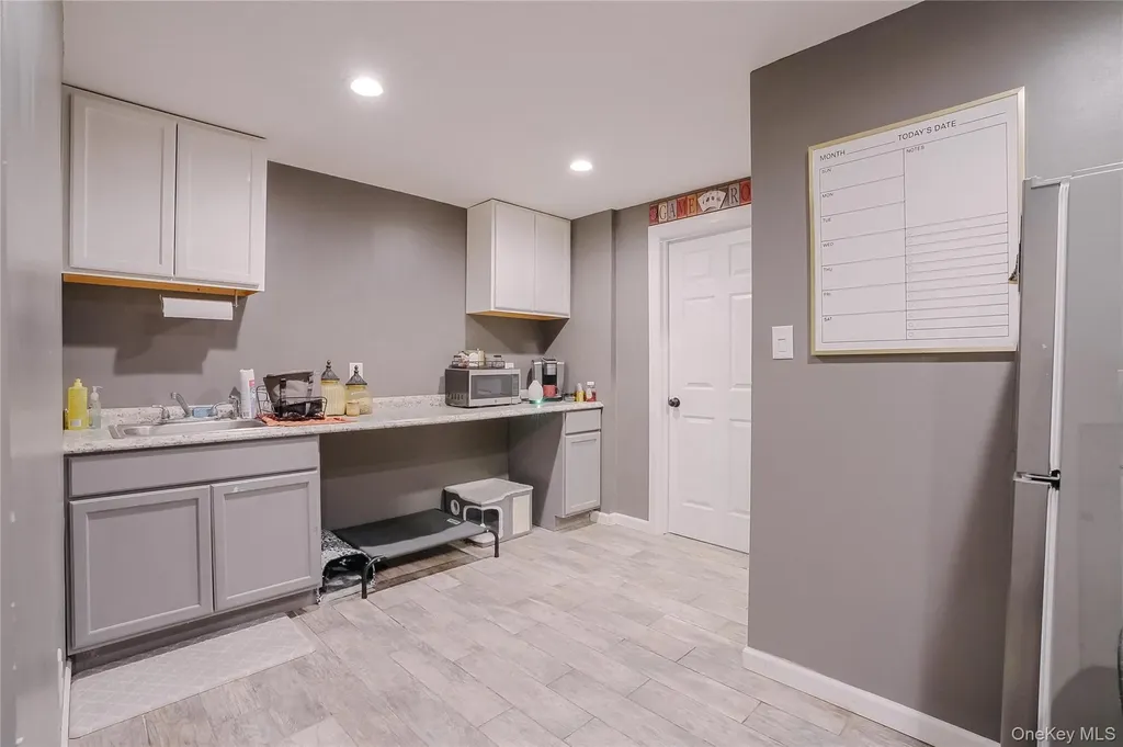 3002 Molly Pitcher Drive New Windsor NY 12553