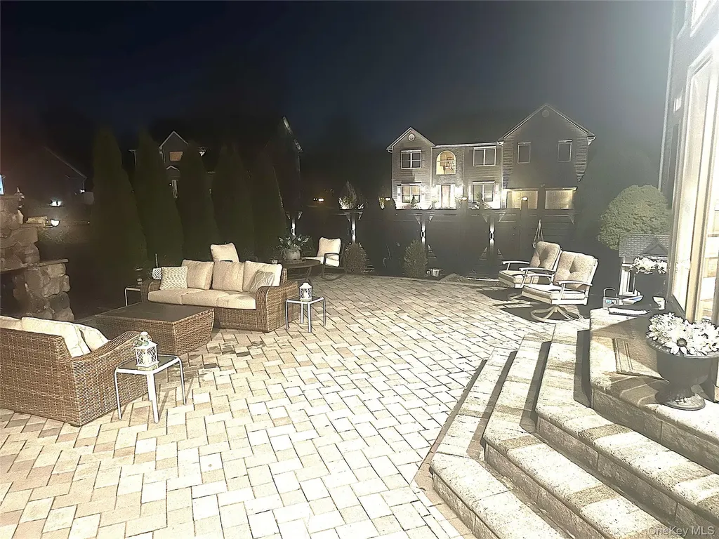 3002 Molly Pitcher Drive New Windsor NY 12553