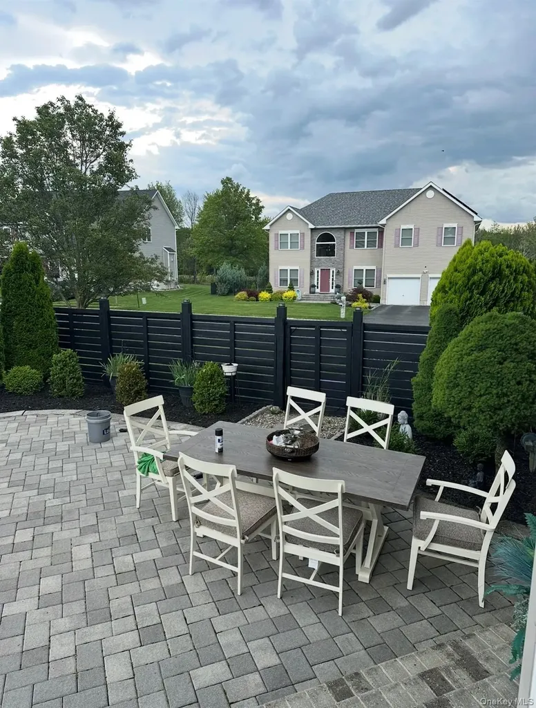 3002 Molly Pitcher Drive New Windsor NY 12553