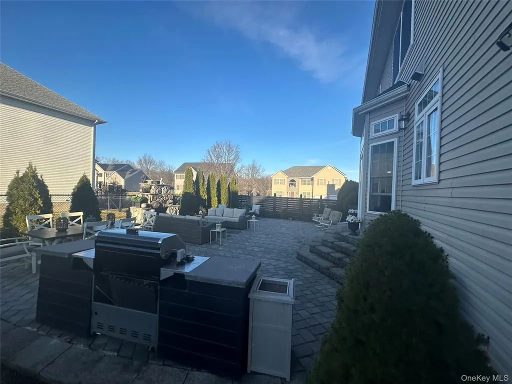 3002 Molly Pitcher Drive New Windsor NY 12553