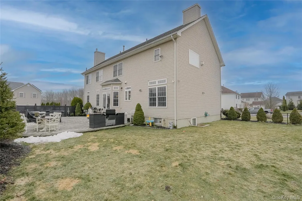 3002 Molly Pitcher Drive New Windsor NY 12553