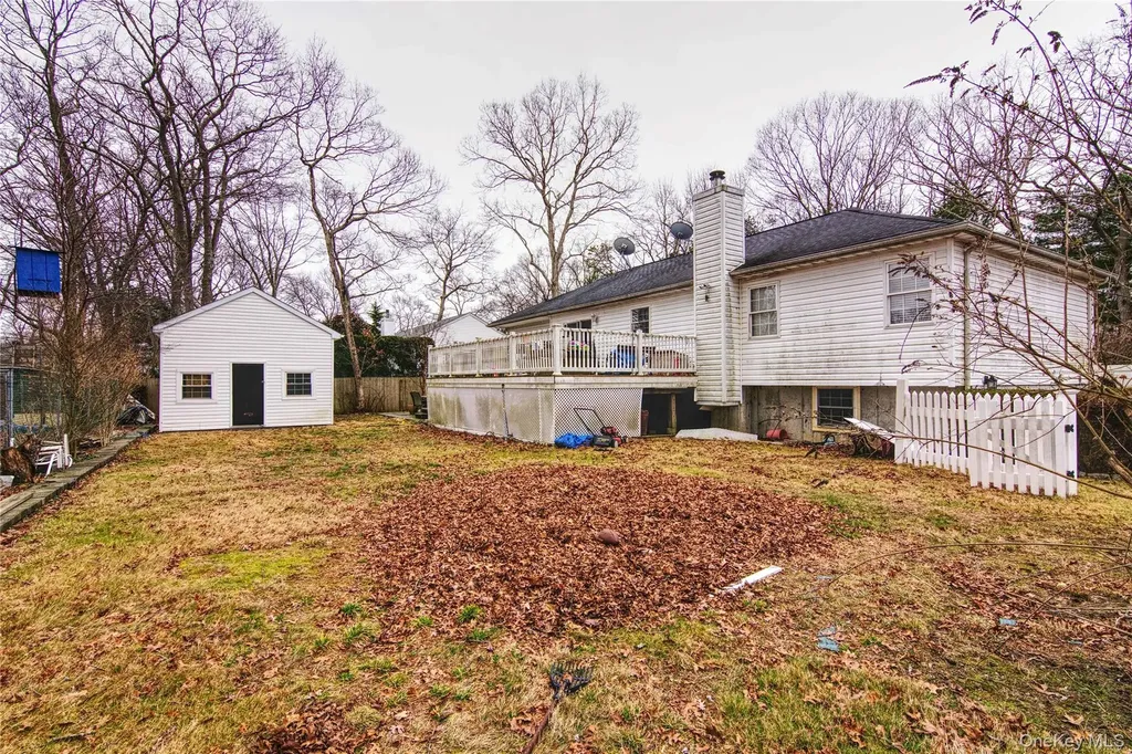 77 Washington Avenue Mastic NY 11950