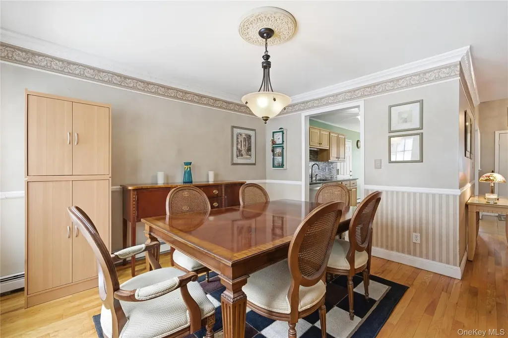 8 Lucy Court Patchogue NY 11772