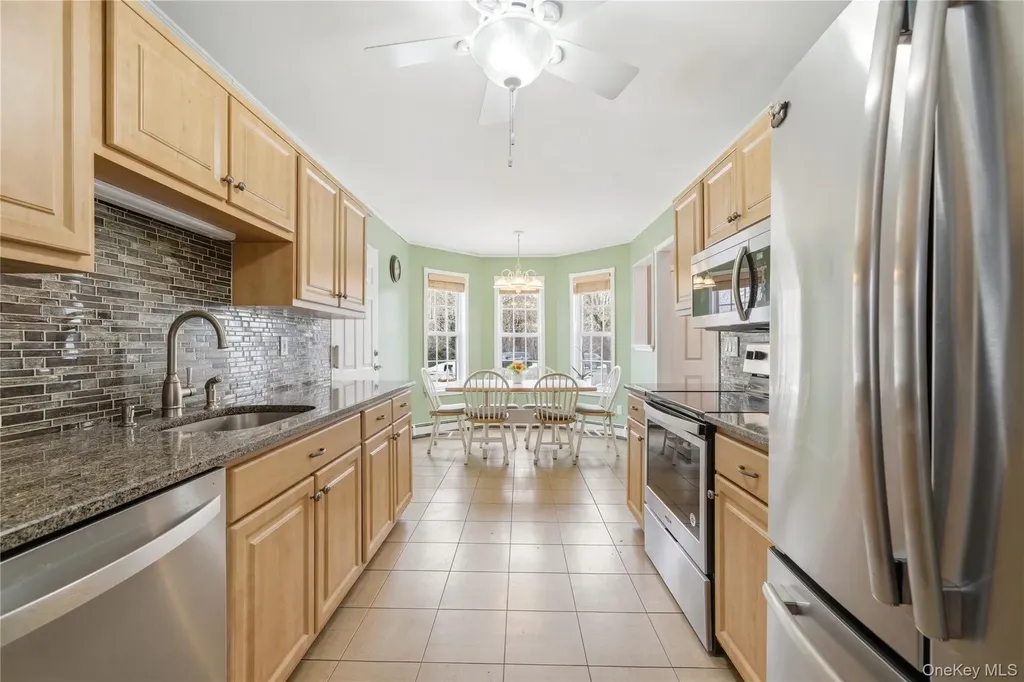 8 Lucy Court Patchogue NY 11772