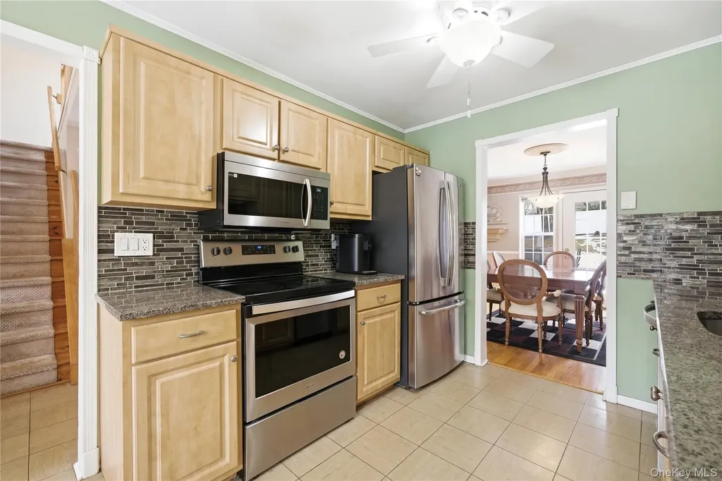 8 Lucy Court Patchogue NY 11772