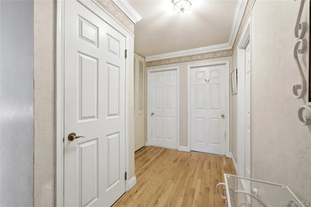 8 Lucy Court Patchogue NY 11772