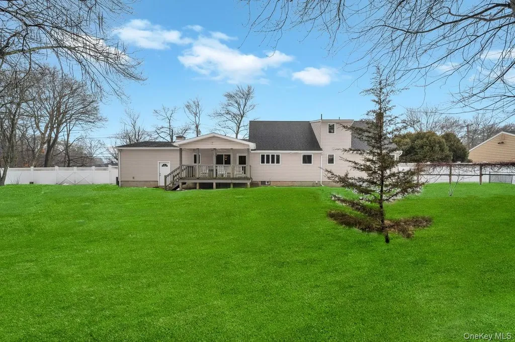 105 Browns Road Nesconset NY 11767