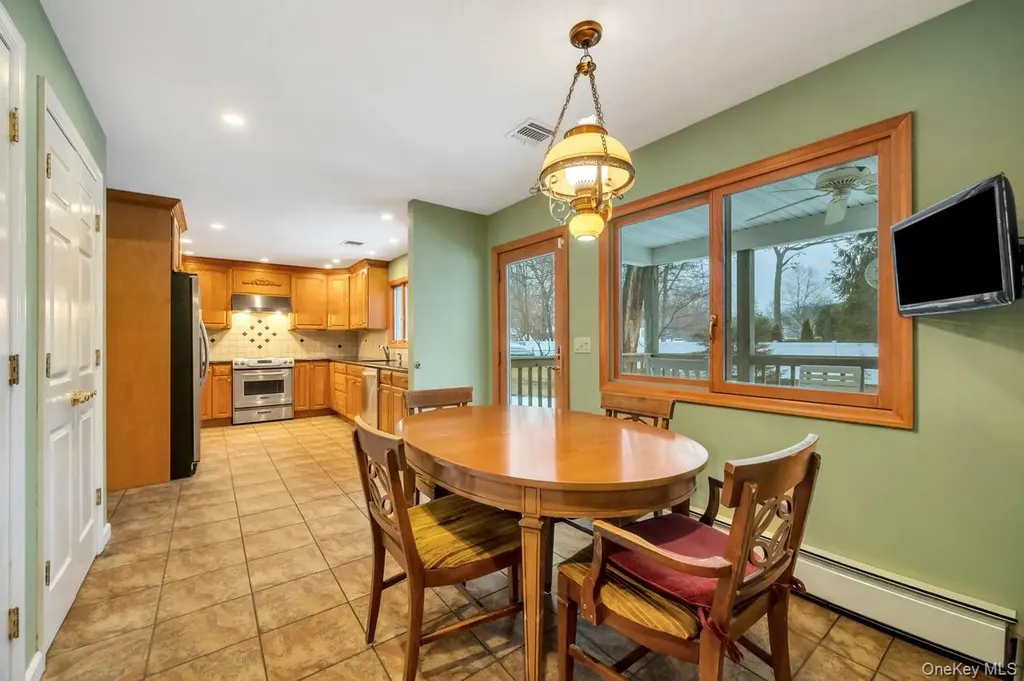 105 Browns Road Nesconset NY 11767