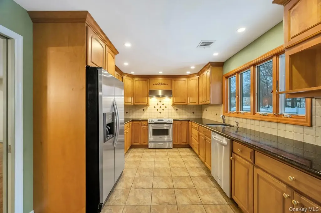 105 Browns Road Nesconset NY 11767