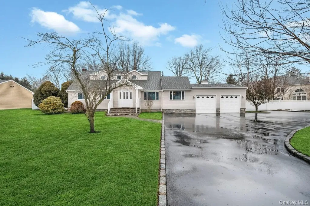 105 Browns Road Nesconset NY 11767