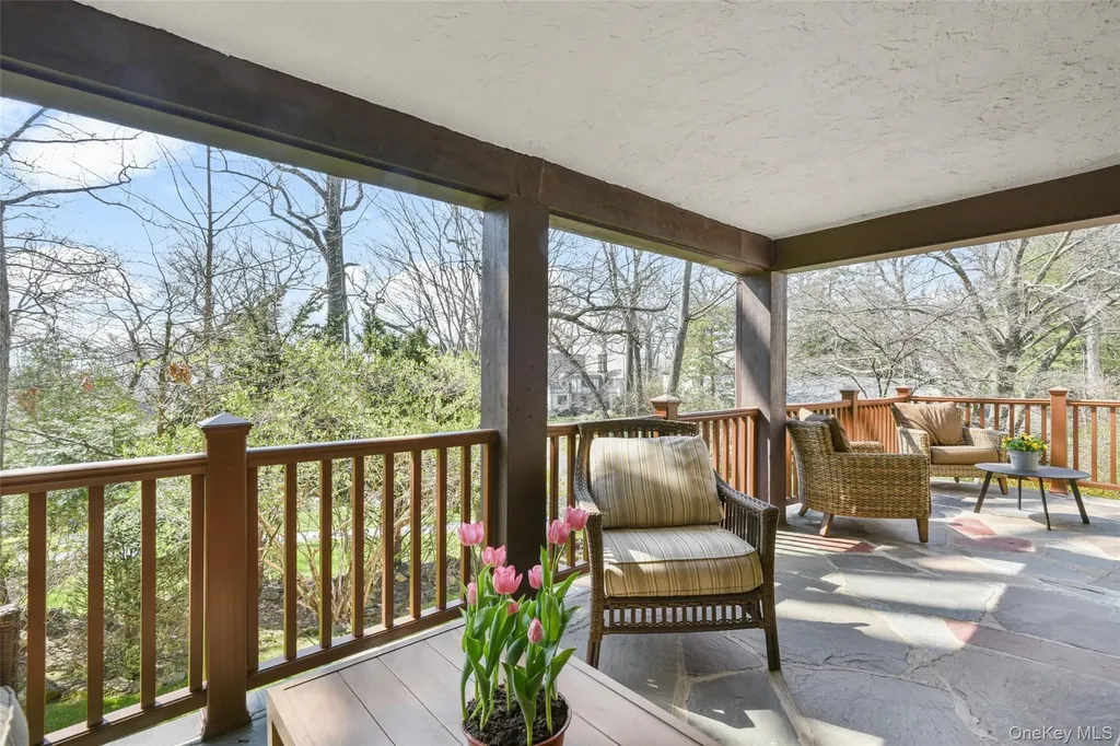 79 Mountain Avenue Larchmont NY 10538