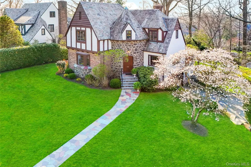 79 Mountain Avenue Larchmont NY 10538