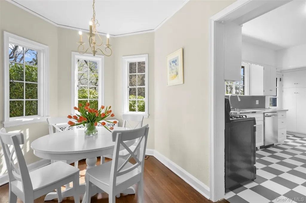79 Mountain Avenue Larchmont NY 10538