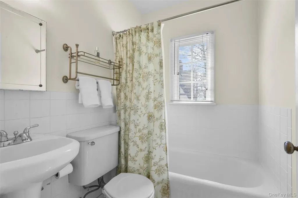 79 Mountain Avenue Larchmont NY 10538
