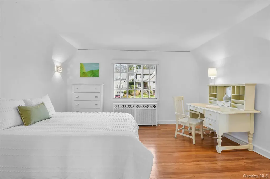 79 Mountain Avenue Larchmont NY 10538