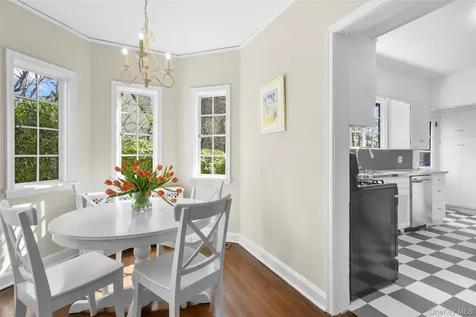 79 Mountain Avenue Larchmont NY 10538