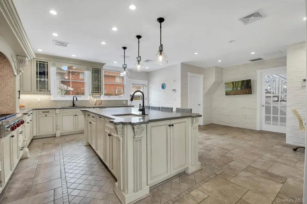 102 Shore Road Douglaston NY 11363