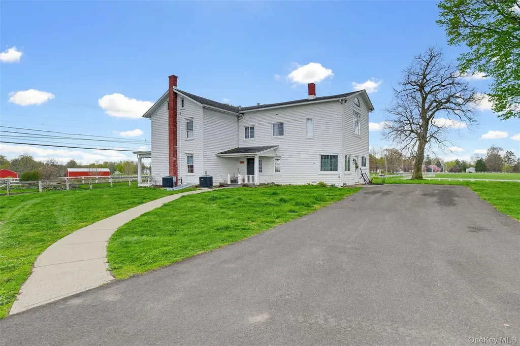 7775 Albany Post Road Red Hook NY 12571