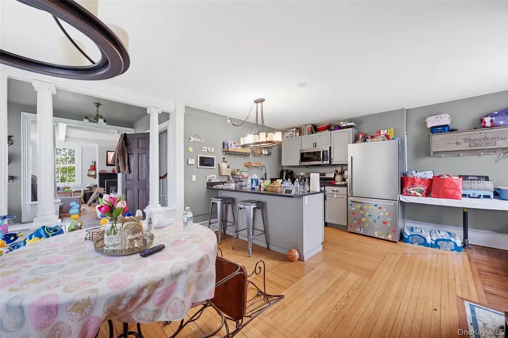 7775 Albany Post Road Red Hook NY 12571
