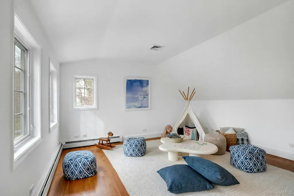 24 North Way Chappaqua NY 10514