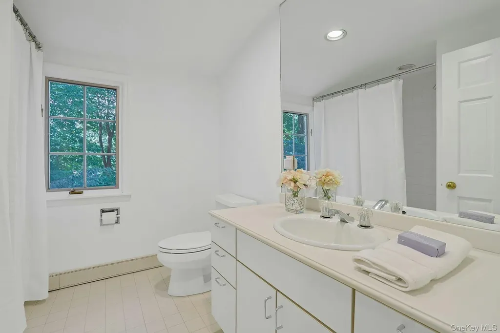 24 North Way Chappaqua NY 10514