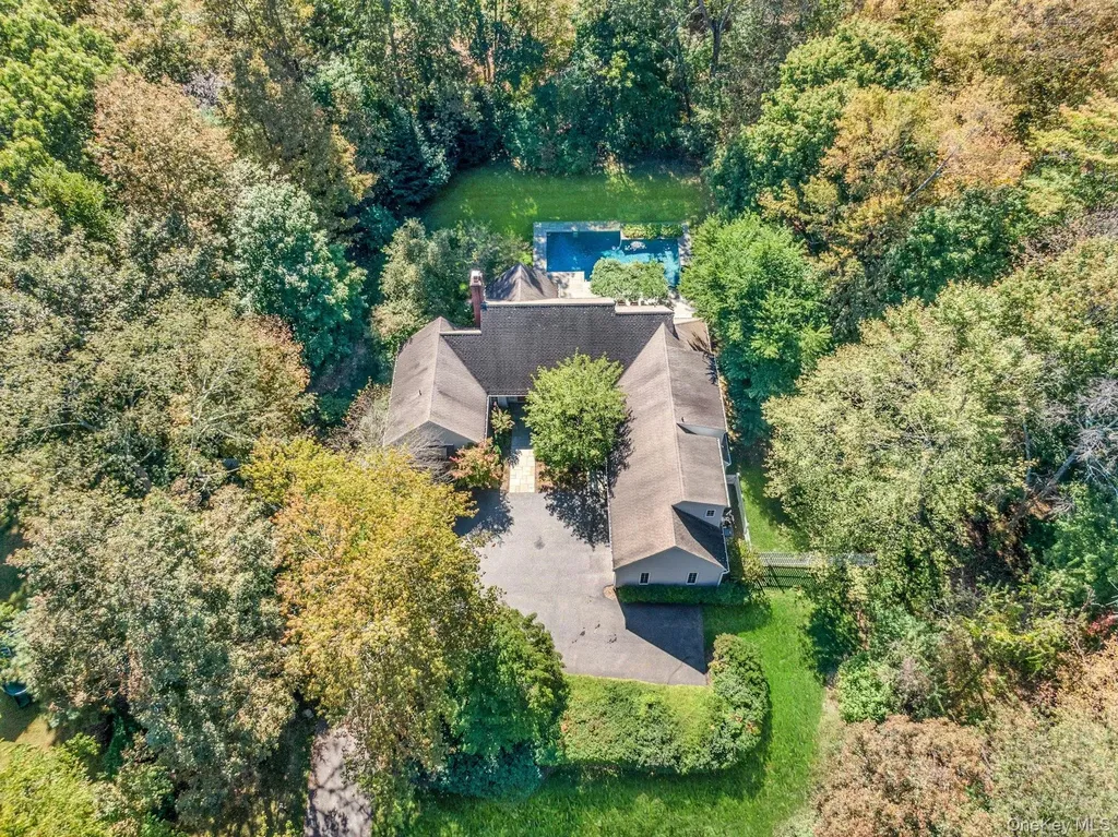 24 North Way Chappaqua NY 10514