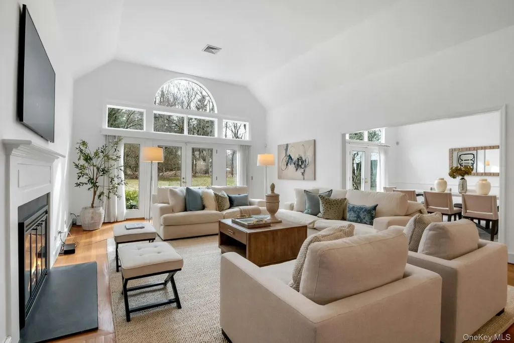 24 North Way Chappaqua NY 10514