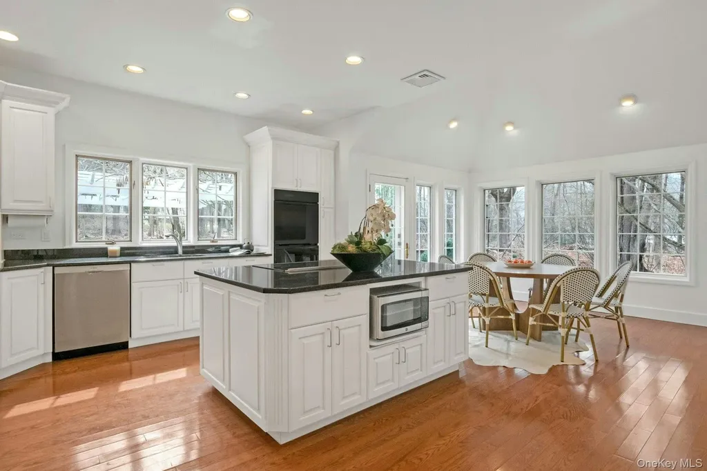 24 North Way Chappaqua NY 10514