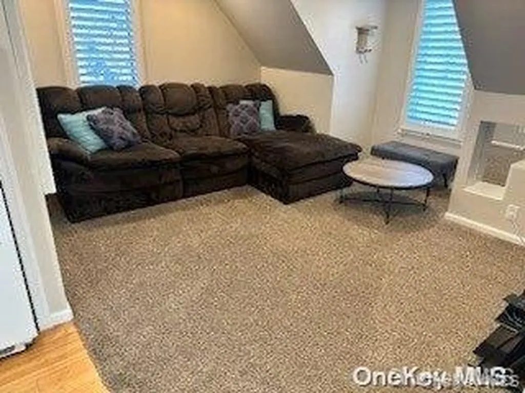 12 Bunnell Place West Babylon NY 11704