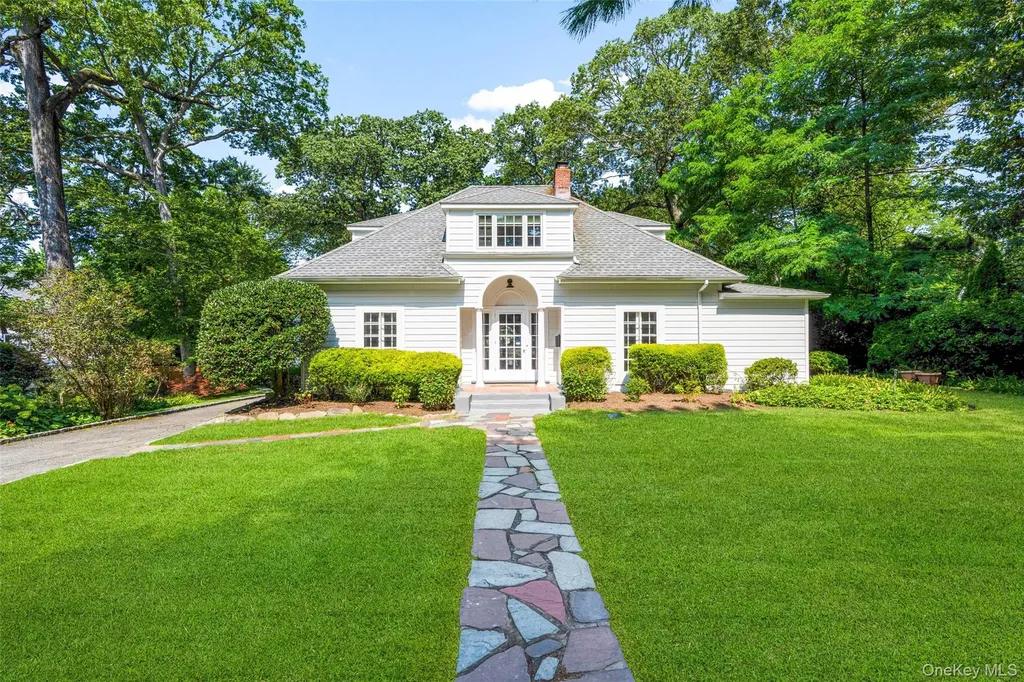 584 Forest Avenue New Rochelle NY 10804
