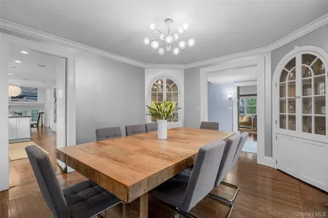 584 Forest Avenue New Rochelle NY 10804