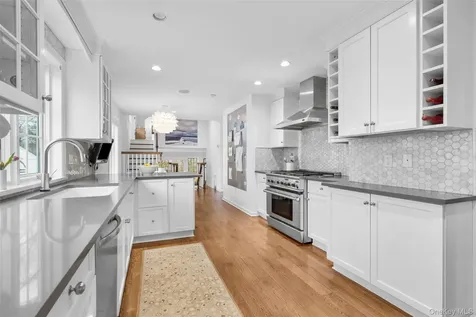584 Forest Avenue New Rochelle NY 10804