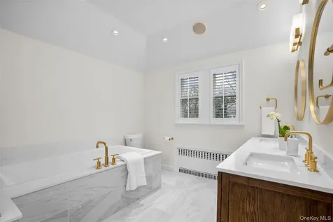 584 Forest Avenue New Rochelle NY 10804