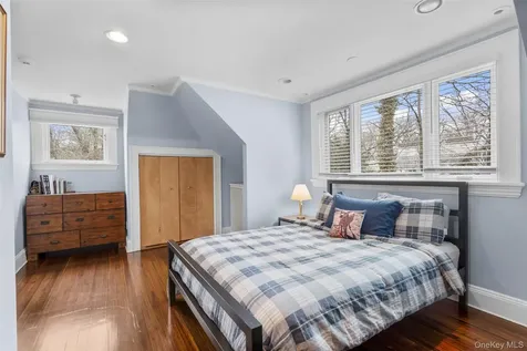 584 Forest Avenue New Rochelle NY 10804