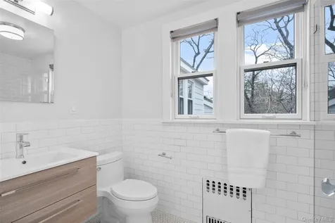 584 Forest Avenue New Rochelle NY 10804