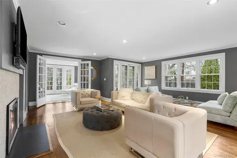 584 Forest Avenue New Rochelle NY 10804