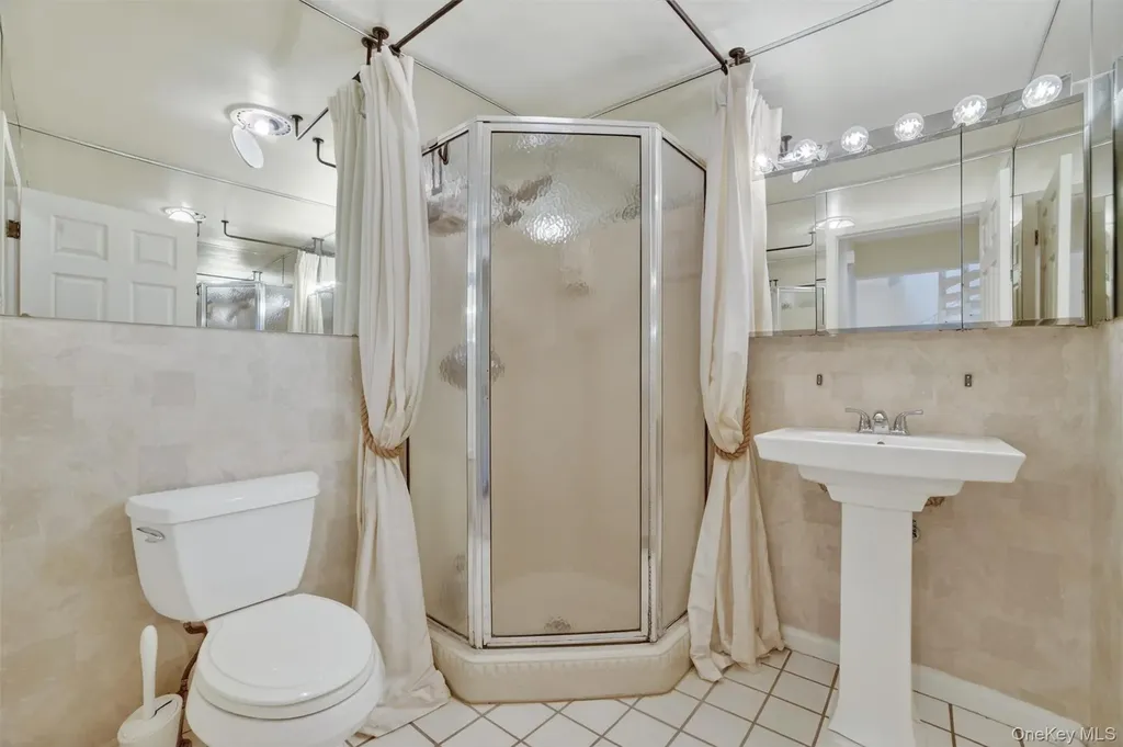 9 Nicole Circle Ossining NY 10562
