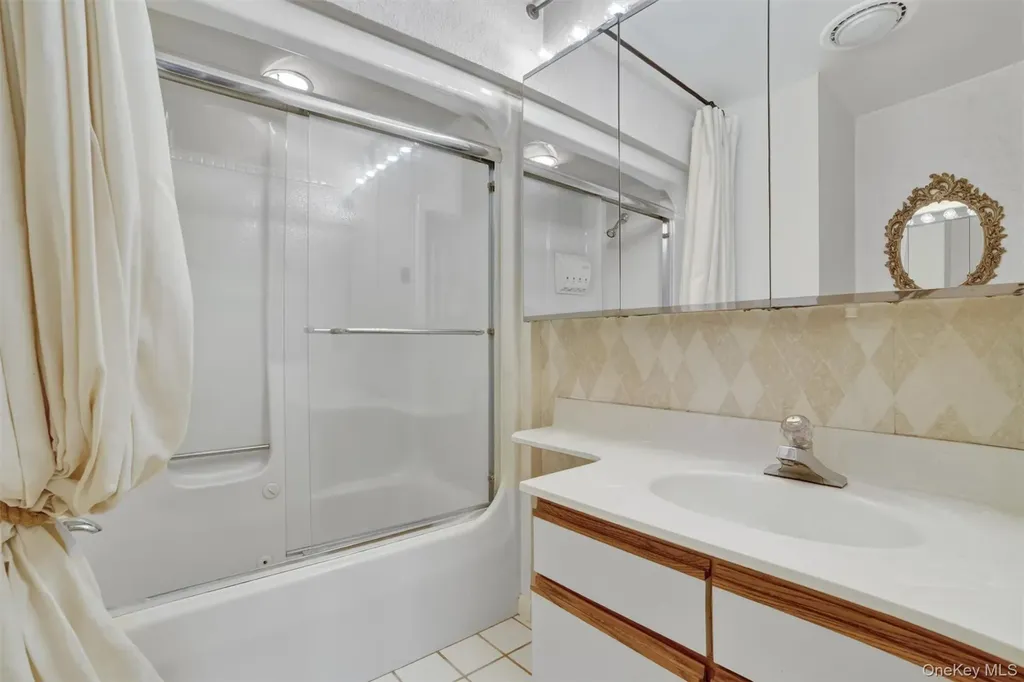 9 Nicole Circle Ossining NY 10562