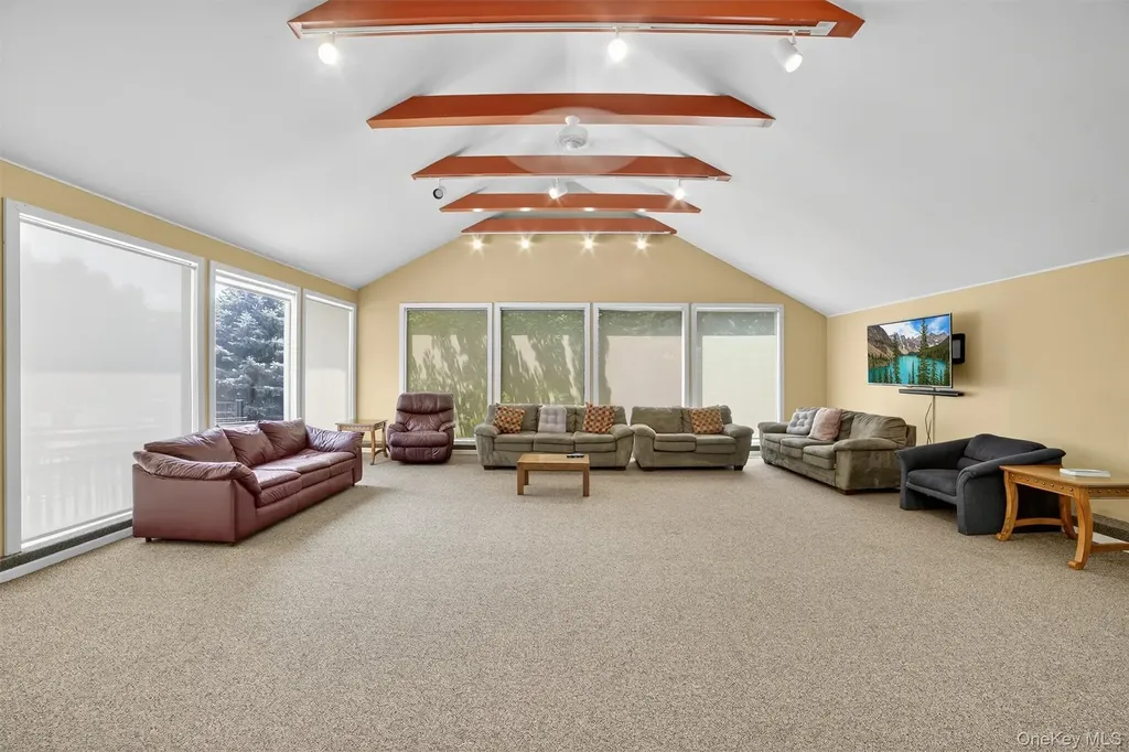 9 Nicole Circle Ossining NY 10562