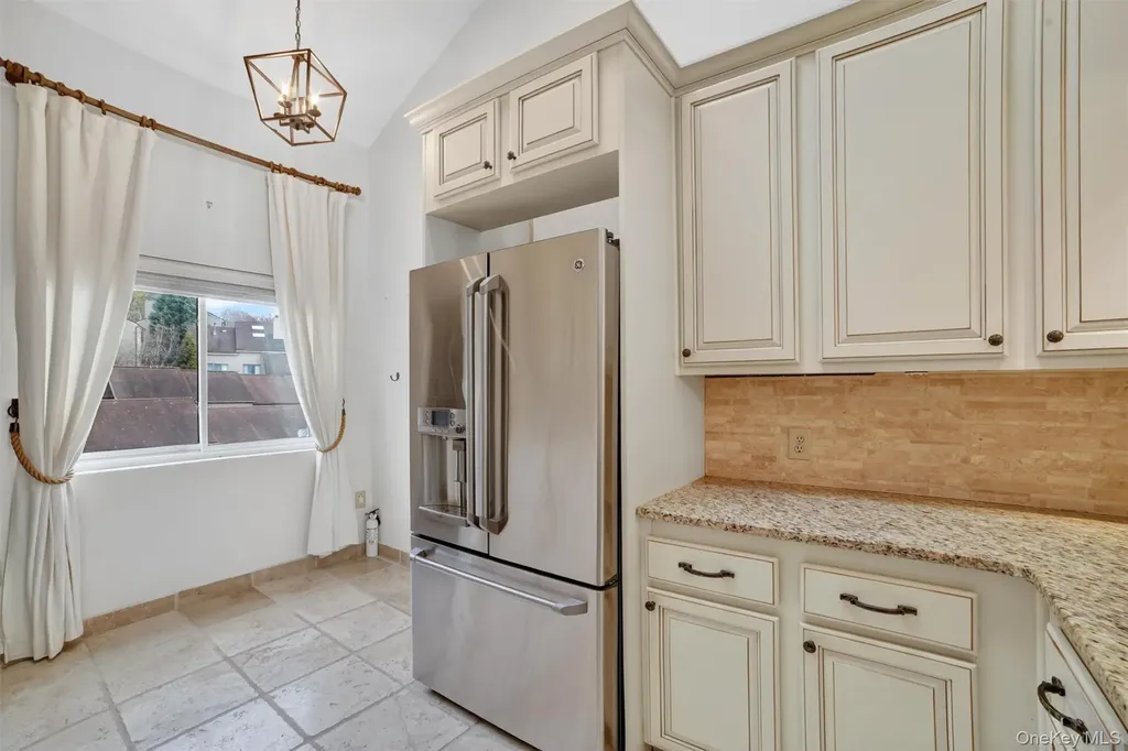 9 Nicole Circle Ossining NY 10562