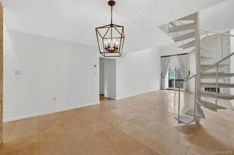 9 Nicole Circle Ossining NY 10562